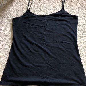 black tank top/cami